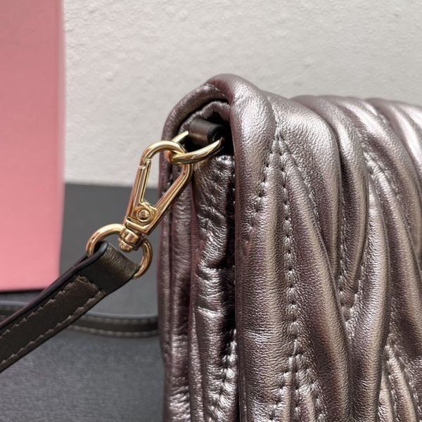 

mu designer bags totes crossbody designer mius nappa leather embroidery lambskin fashion women shoulder hand vintage new 2022 nkhg
