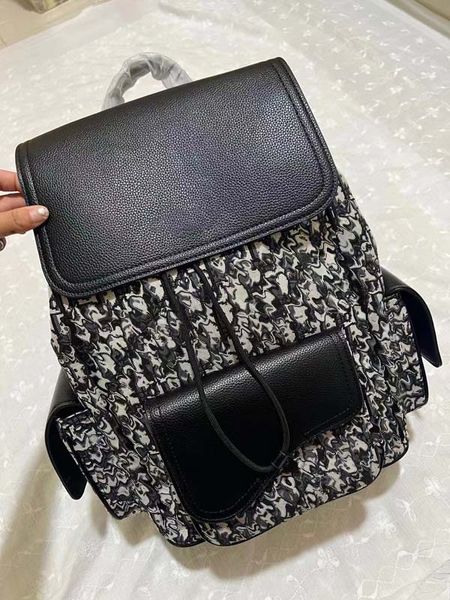 

shoulder bag mens designer vintage fashion meticulously made with classic printed high-capacity handle and shoulder strap can be used for sh