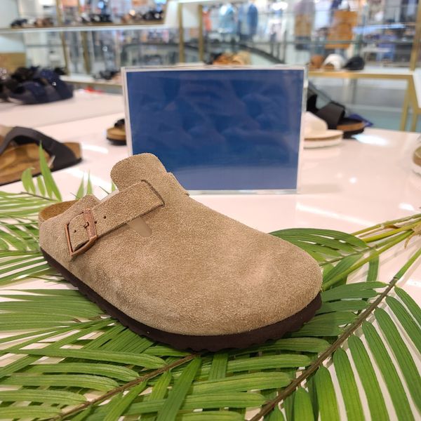 

boston clog slide sandals for men women cork leather designer sandal luxury slides tan brown black flat scuff mules male female loafers wint
