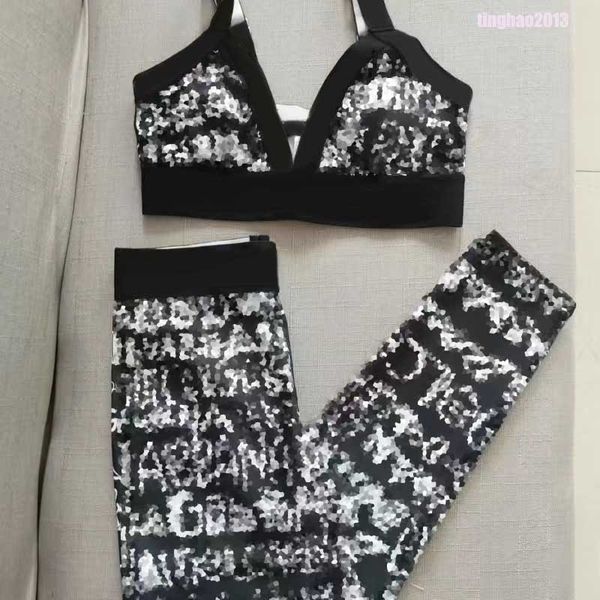 

2023 highquality women bikini swimsuit set design sports bra vest pants leggings swimwear fashion tracksuit 8 styles chooes