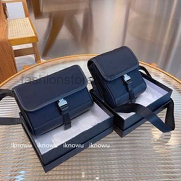 

designer men's shoulder phone bags nylon smartphone bag purses black mini crossbody triangle fashion change purse high quality