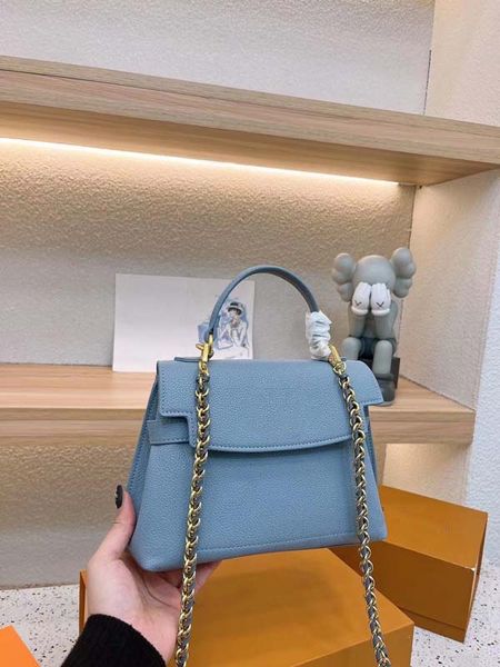 

shoulder bag designer womens classic hand-hold diagonal span wrapped grain cow leather printing exquisite line hand-hold more gentle