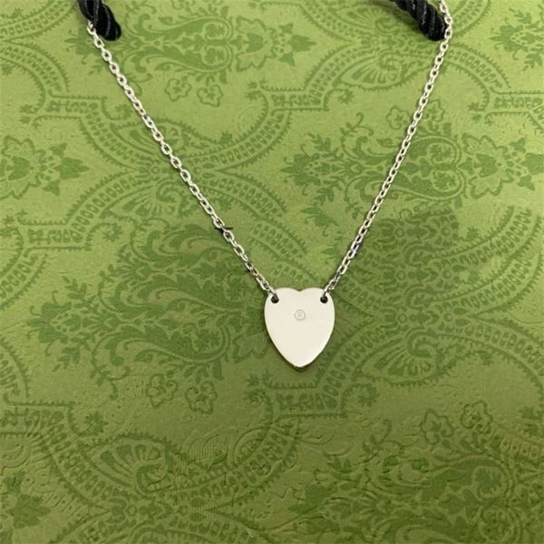 

designer necklace heart pendant mens chains trendy jewlery cute fashion luxurious jewellery custom womens elegance gold silver color love ne