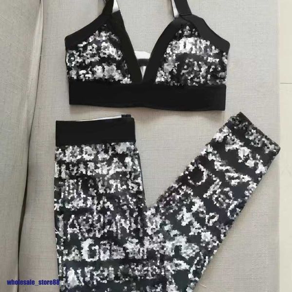 

2023 women bikini swimsuit set design sports bra vest pants leggings swimwear fashion tracksuit 8 styles chooes