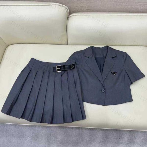 

women's two piece pants college style blazers dresses luxury women personality badge designer female coat dress set 4u3p, White