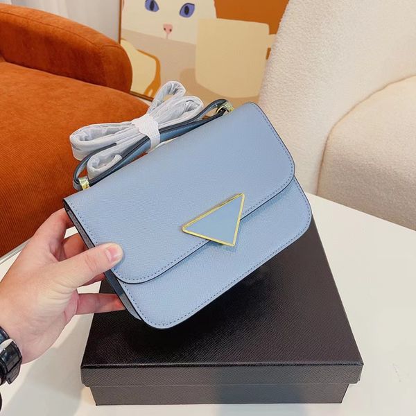 

saffiano designer bags the tote bag small flap bags luxury crossbody shoulder bag fashion smartphone totes purses triangle pattern 2023