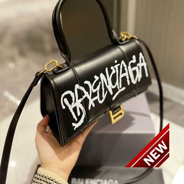 

designer luxury womens bag balencigas handbag b-shaped paris single shoulder messenger fashion square gift shoulder oblique span versatile h