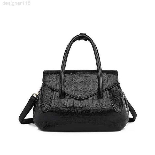 

2022 new women's temperament handbag niche crocodile pattern large capacity crossbody bag