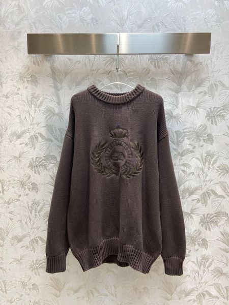 

classic round neck casual fall shoulder loose style with lazy casual embroidery sweater, White;black
