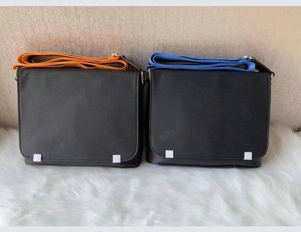 

2023 shoulder bags district pm famous classic business men messenger bags cross body school bookbag shoulder bag