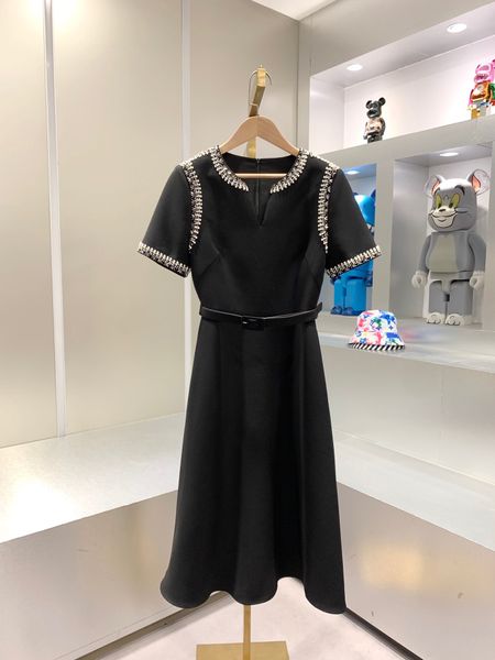 

advanced custom beaded v-neck simple and generous soft comfortable dress, Black;gray