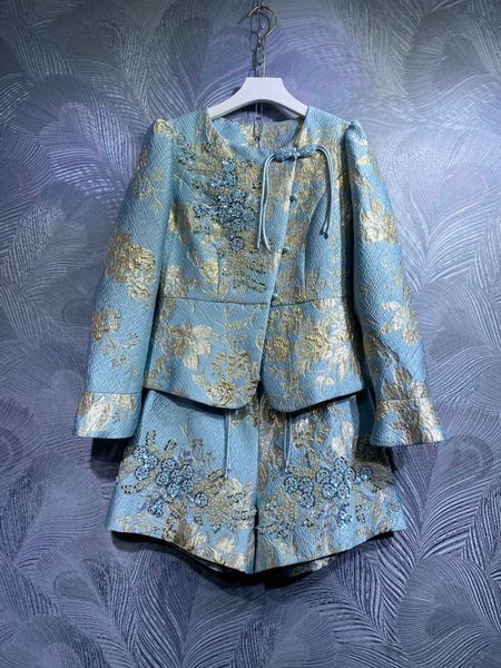 

fall 2022 new round neck beaded long-sleeved jacket with shorts set, White