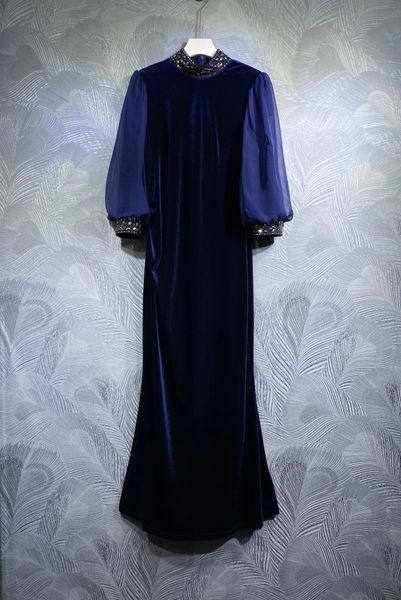 

fall 2022 new stand-neck beaded velvet long dress, Black;gray