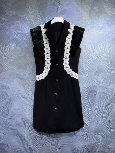 

fall 2022 new lapel patterned high grade lace dress, Black;gray