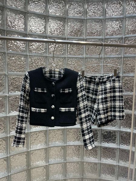

22 autumn and winter new patchwork contrast plaid tweed suit, White