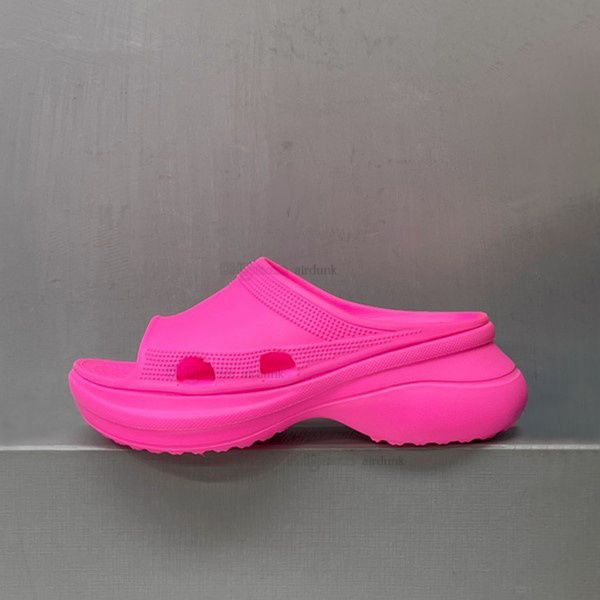 

2023 pool croc slide sandal women mens designer sandals slipper beach shoes outdoors indoor sneakers slip-on black white pink green yellow