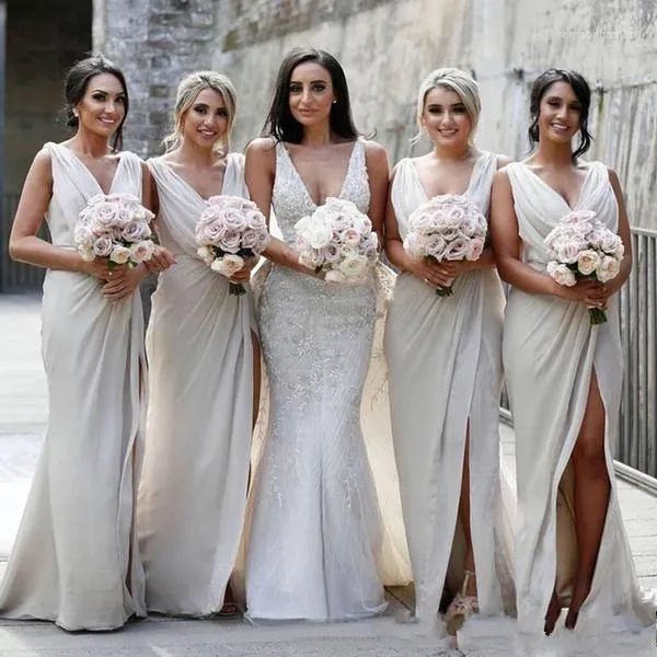

2023 v neck bridesmaid dresses sleeveless floor length ruched side slit beach plus size wedding guest gowns custom made formal evening wear, White;pink