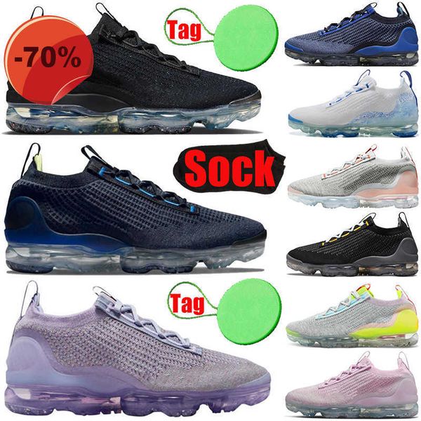 

boots running shoes with sock tag 2021s mens womens running shoes triple black white game royal racer blue pink day to night neon oatmeal me