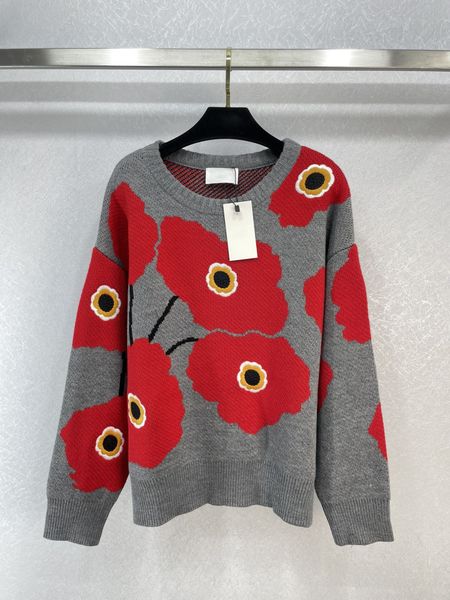 

new loose silhouette is just loose, relaxed and lazy sweater, White;black