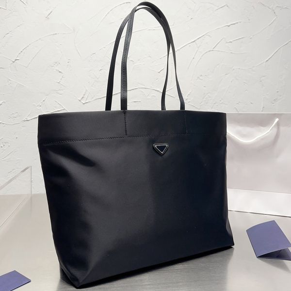 

cosmetic bags cases designer tote bag nylon handbag luxury tote high-capacity casual shopping bag large 48*30 cm