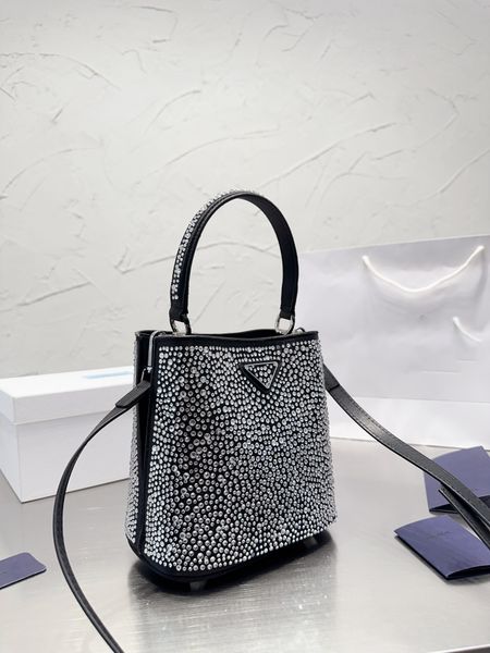 

2023 new bucket bag diamond-encrusted fashion crossbody bag mini tote bag luxury handbag single shoulder bag beautiful designer women bag
