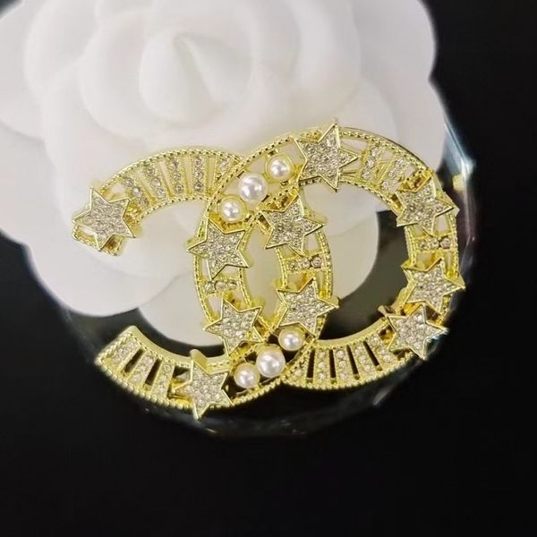 

fashion jewelry luxury designer brooch women pins brooches gold silver letter brooch pin for suit dress pins broche party nice gift specific, Gray