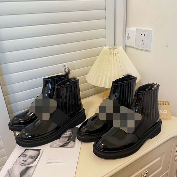 

martin boots luxury brand 2023 spring new designer series women's fashion wear square buckle/diamond buckle lacquer leather short boots, Black