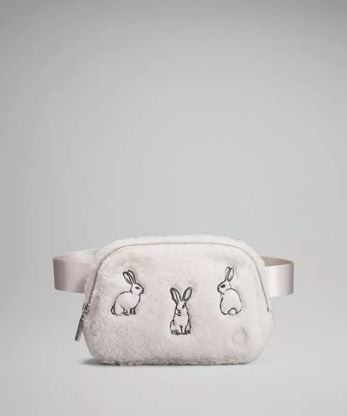 

lu new year everywhere belt bag 1l fleece belt bag fanny pack designer classic bum chest yoga bag bumbag nylon rabbit plush embroidery shoul