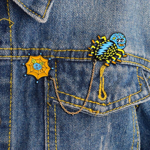 

spider and spider web connection pin cartoon brooch cute insect brooch backpack badge pin for boy jewelry, Blue
