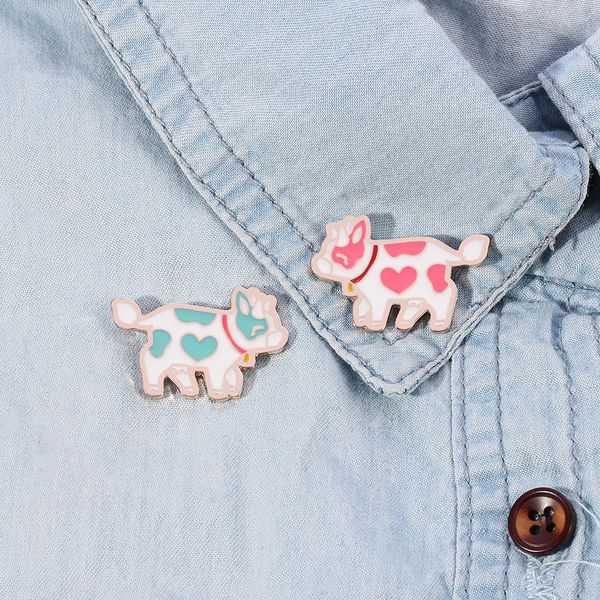 

cartoon blue and pink oil-dripping cow brooch creative small cow brooch cartoon brooch manufacturer direct wholesale