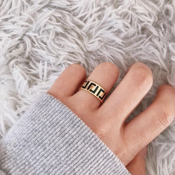 

designer ff engrave ring extravagant enamel black white gold silver rose 316l stainless steel letter rings women men wedding jewelry lady