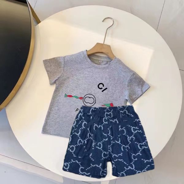 

baby clothes kid set t shirt kids designer sets luxurys summer girl boy clothe shorts sleeve tee with letters 90-160 8 colours, White