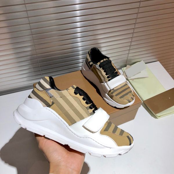 

2023 designer casual shoes real leather classic plaid trainers berry stripes shoe fashion trainer for man woman bur color bar sneakers, Black