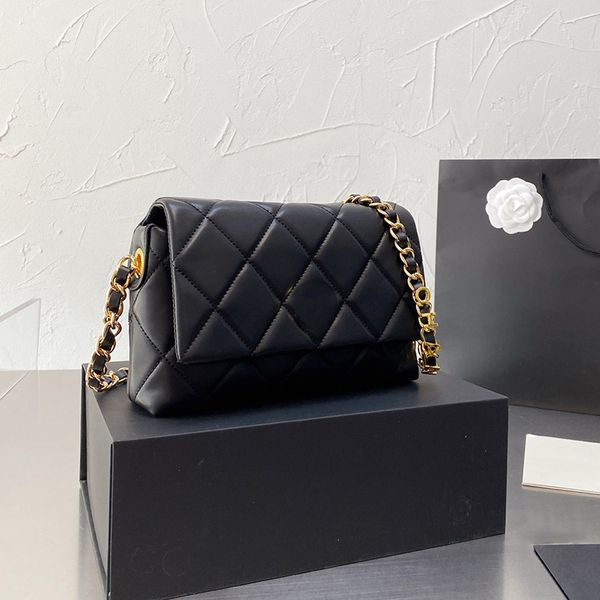 

womens classic mini flap letter chain shoulder bags gold metal hardware matelasse quilted vintage crossbody cosmetic designer clutch luxury