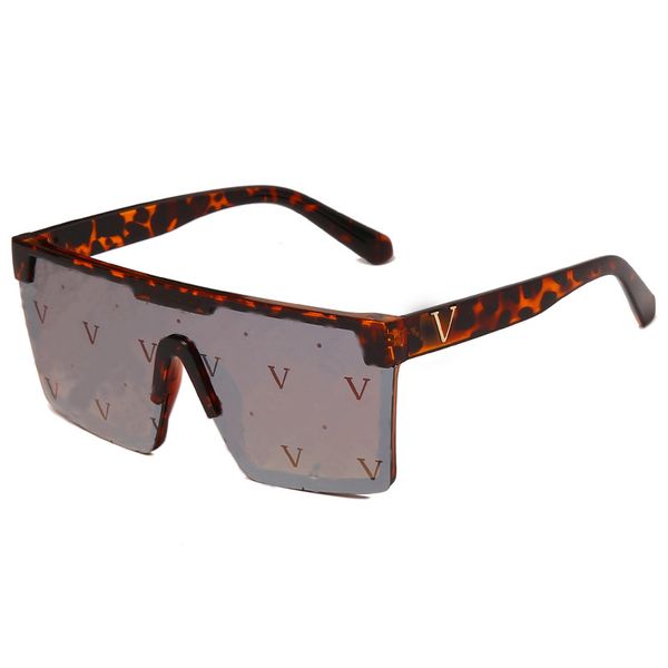 

classic fashion eyewear sunglasses designer sunglasses for women new 2023 american alphabet presbyopia eyeglasses wholesale driving beach uv, White;black