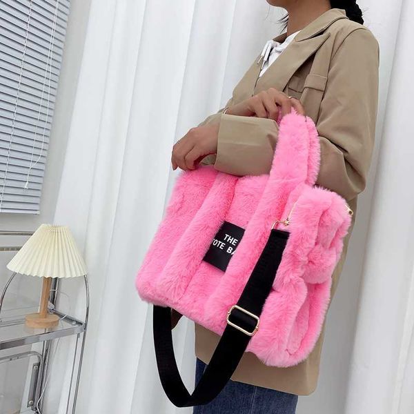 

totes 2022 designer faux fur tote bag for women luxury handbags autumn winter plush shoulder crossbody bags brand shopper purses new 0222v23
