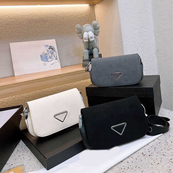 

triangle shoulder bags women designer bag vintage flap messenger bag luxurys handbag crossbody bags color purse 230116