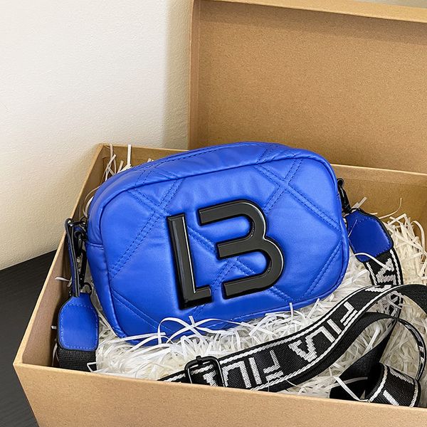 

fashion designers women's messenger bag diamond pu leather shoulder waist bag women handbags mini crossbody belt ladies camera clutch b