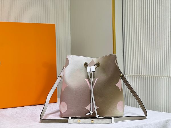 

fashion quality ladies dinner bag designer luxury leather canvas round letter flower pattern single shoulder size 26-22-27cm m20513