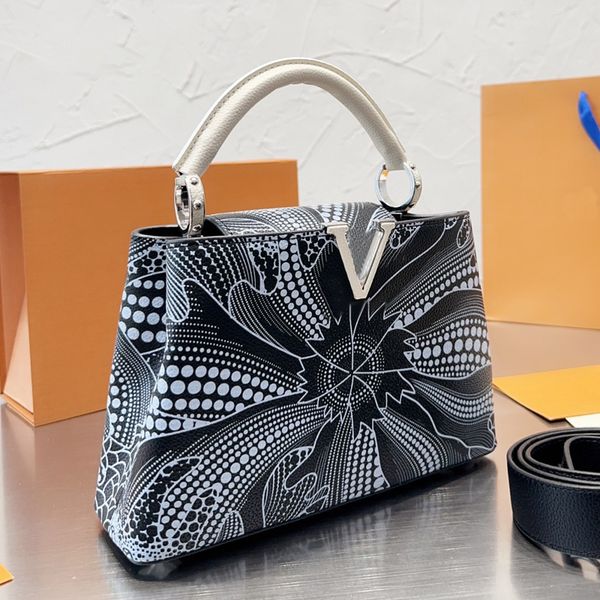 

shoulder bag large capacity tote bags fashion printing crossbody purse handbags silver hardware letter flap magnetic buckle interior compart