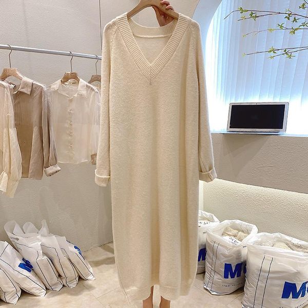 

plus size dresses size 6xl 150kg autumn sweater for women solid color v neck pullover thick winter long maxi 230130, Black
