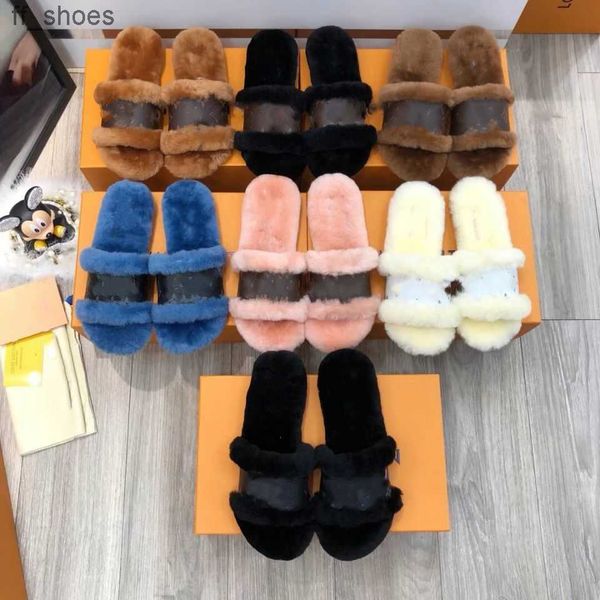 

the latest high-grade women's wool slippers in 2023 have box size 35-41---, Black