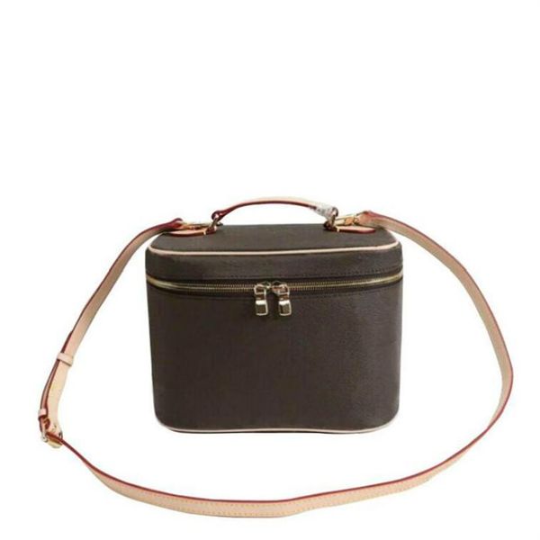 

nice bb makeup bag designer women cosmetic organizer case voyage fashion cosmetic pouch bag large capacity genuine le260p