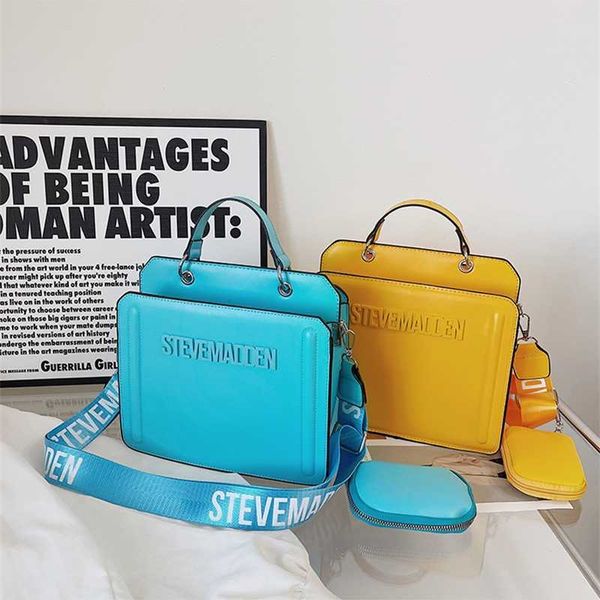 

2023 new fashion letter network red cross body small square bag