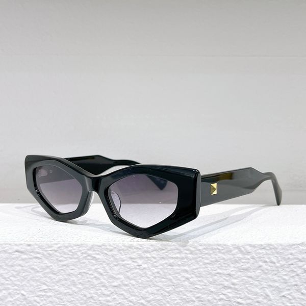 

sunglasses for women men summer 101 cat eye style anti-ultraviolet retro plate full frame glasses random box 101a, White;black