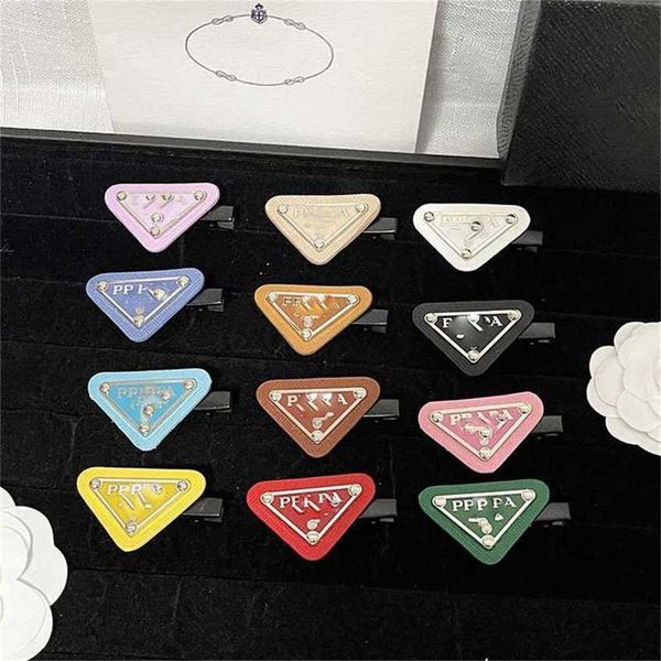 

girls children luxury letters print barrettes black white triangle hairpin designer hair clips womens diamond acrylic classic hair pins head, Slivery;white