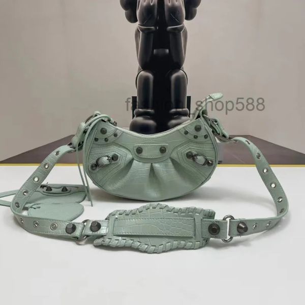 

5a quality women le motorcycle shoulder bags luxury designers genuine leather crossbody clutch purse crocodile pattern half crescent