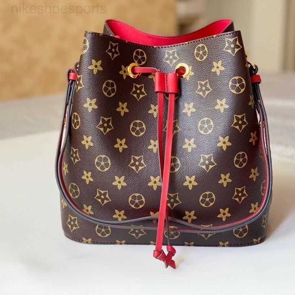 

louisity designer luxury women bag louiss handbags totes bags womens crossbody handbag loulou lvs fashion capacity versatile shoulder