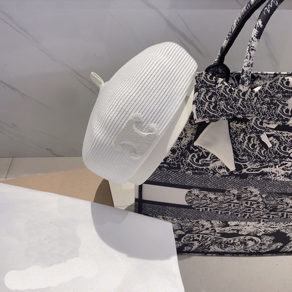 

designer berets letter chain beret cap fashion lady outdoor travel bonnet caps luxury beanies black white hats aaa1100, Blue;gray