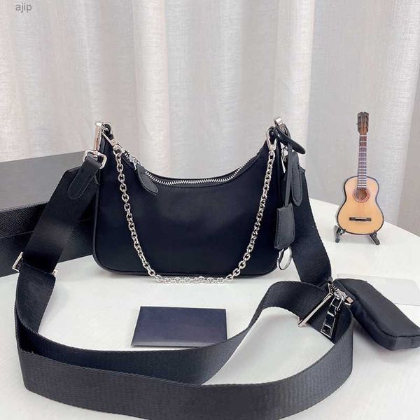

classic designer nylon bag women luxurys crossbody shoulder bags 2000 2005 3pcs chest black canvas zippe belts chains wallets underarm cleo